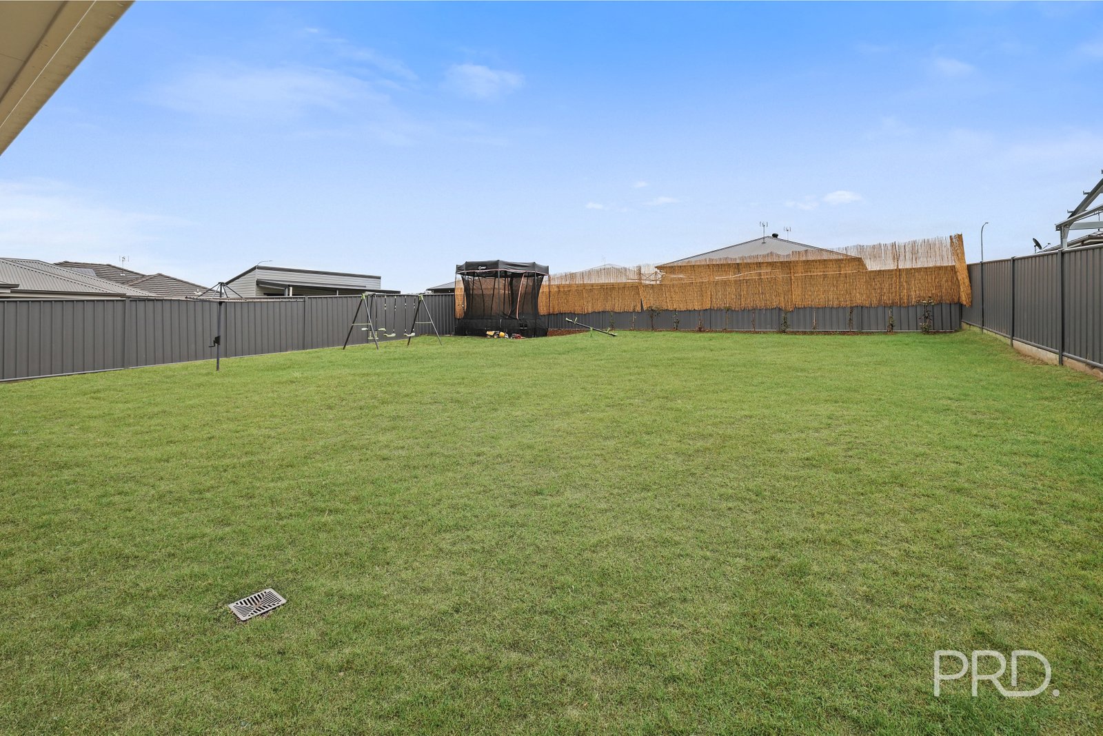 33 Reginald Drive KOOTINGAL 27