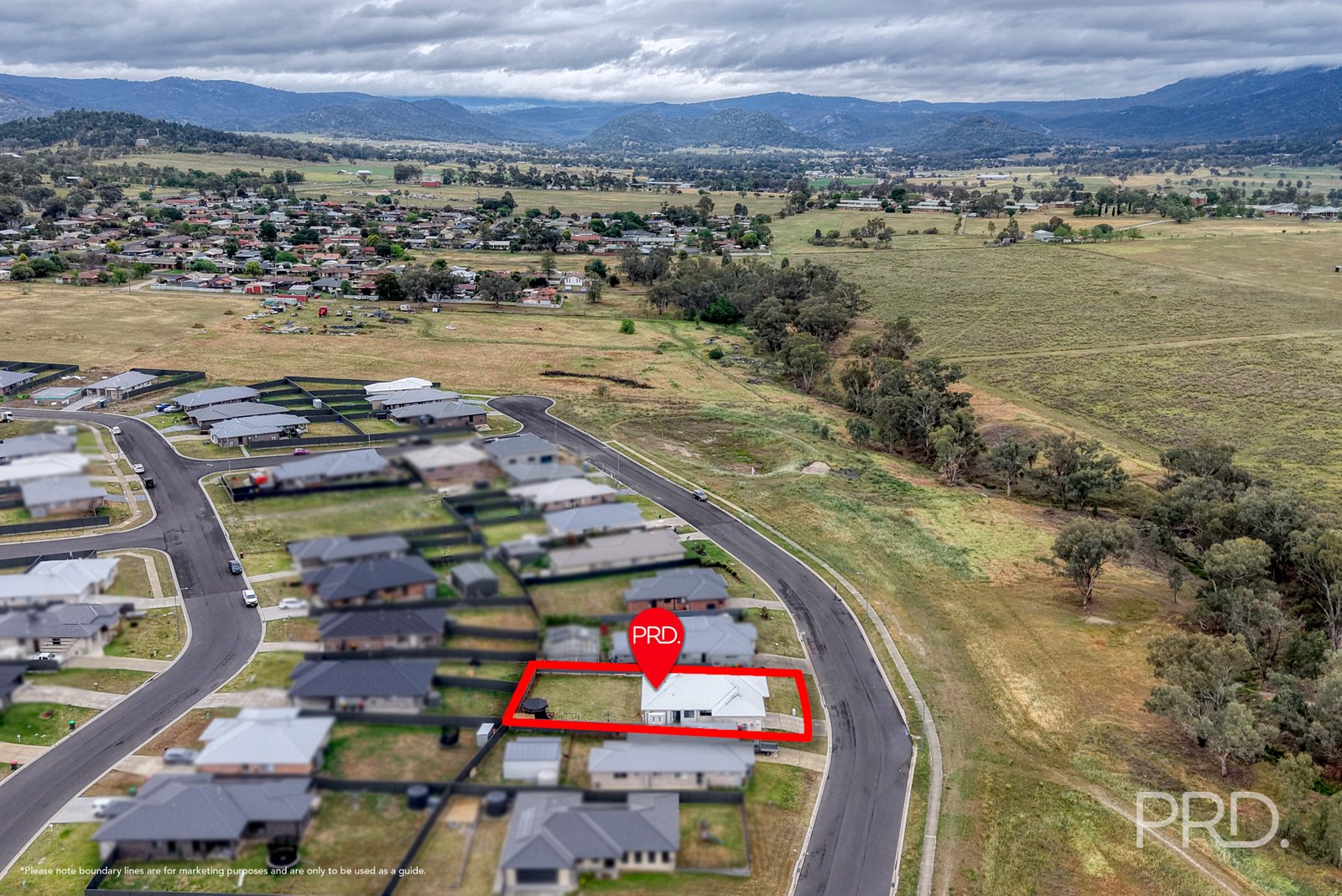 33 Reginald Drive KOOTINGAL 33
