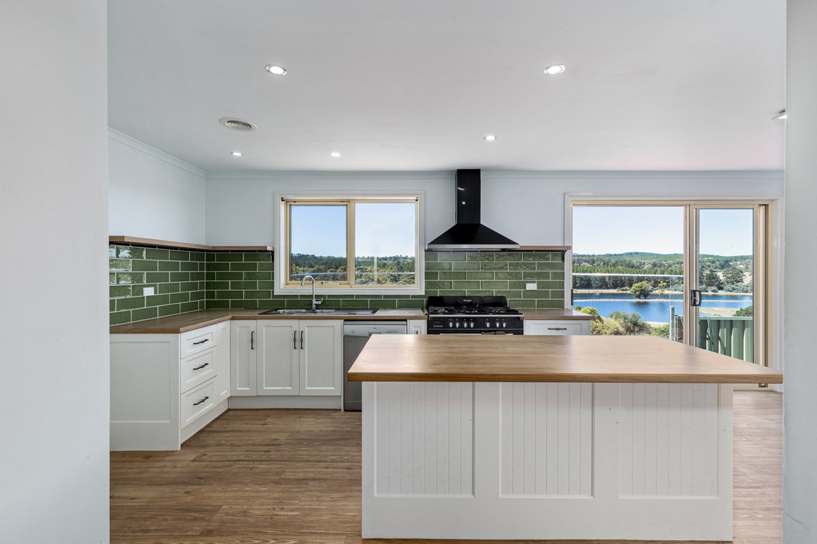 Gallery: 33 Rimmington Drive