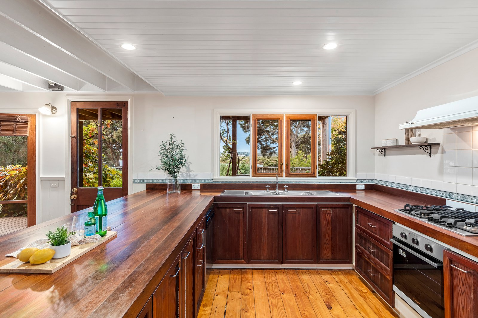 Real Estate and Property in 33 River Parade, Barwon Heads, VIC