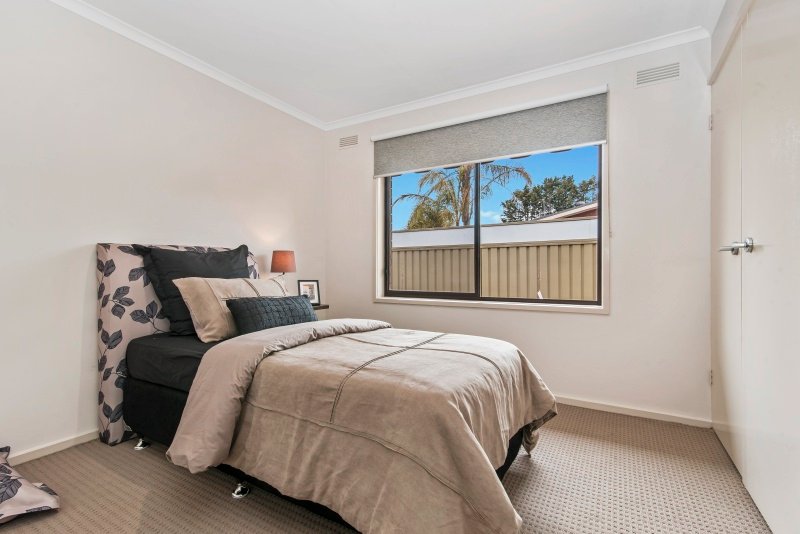 33 Ryalls Lane STRATHFIELDSAYE 13