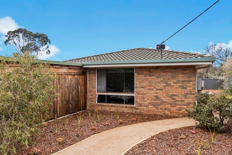 33 Ryalls Lane STRATHFIELDSAYE 16