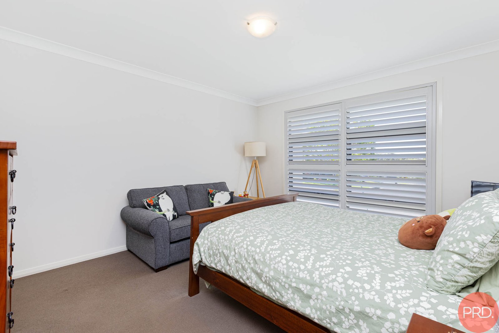 33 Sandridge Street THORNTON 16