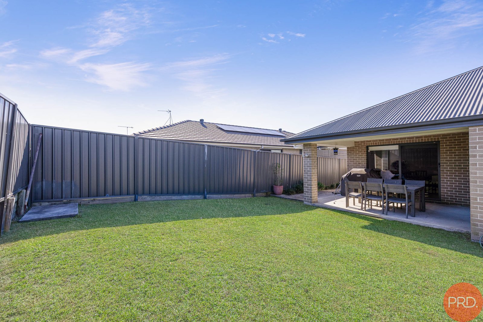 33 Sandridge Street THORNTON 27