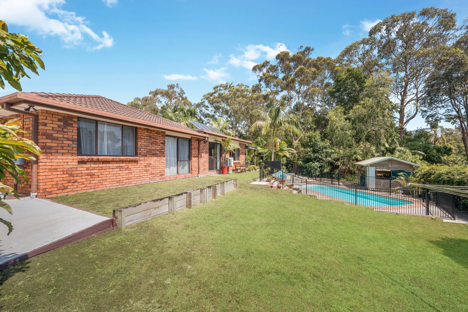 33 Scarborough Way DUNBOGAN 5