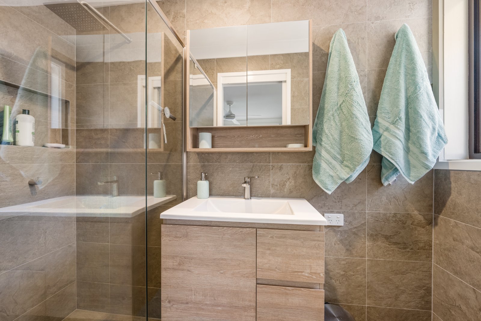 33 Scarborough Way DUNBOGAN 12