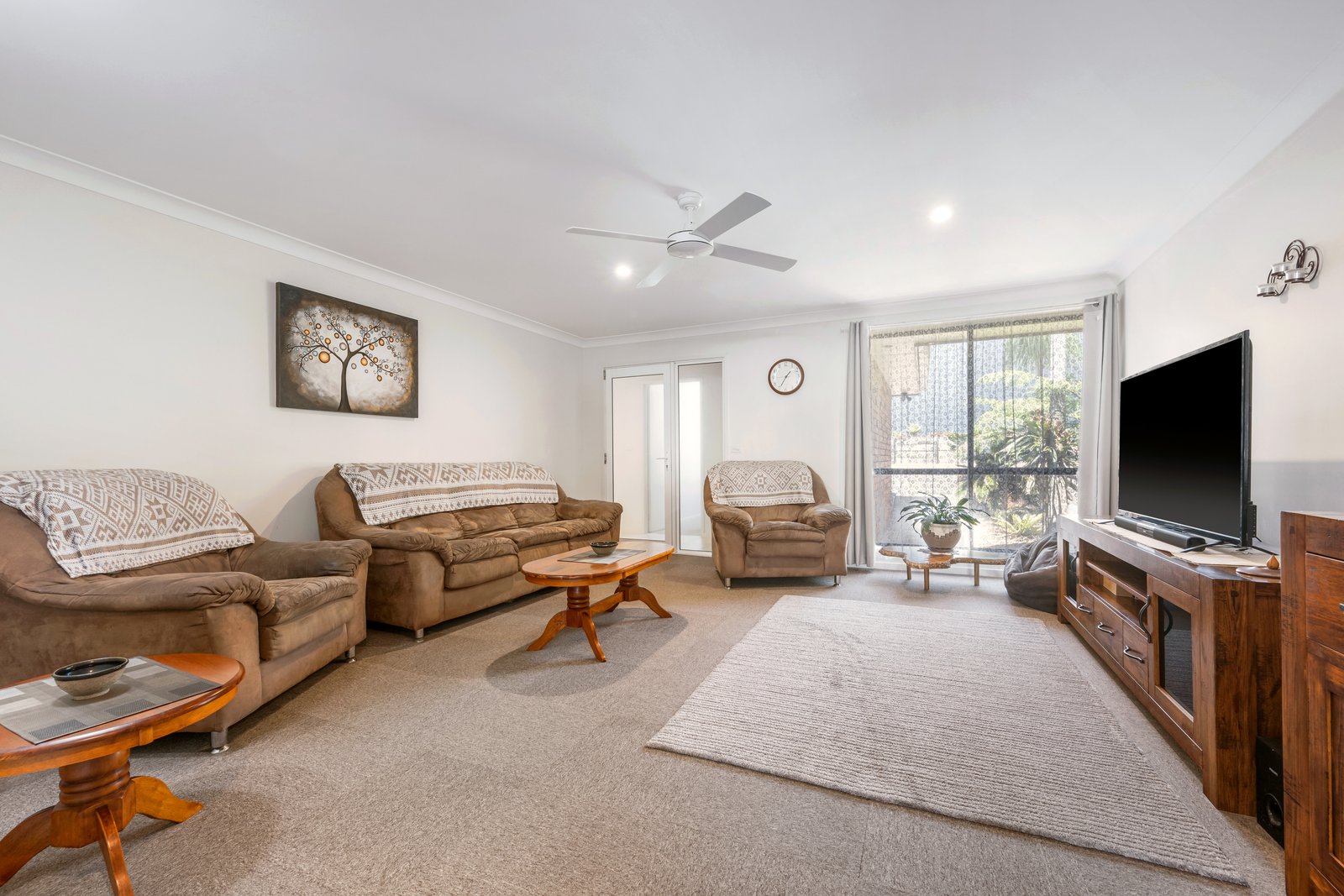 33 Scarborough Way DUNBOGAN 13