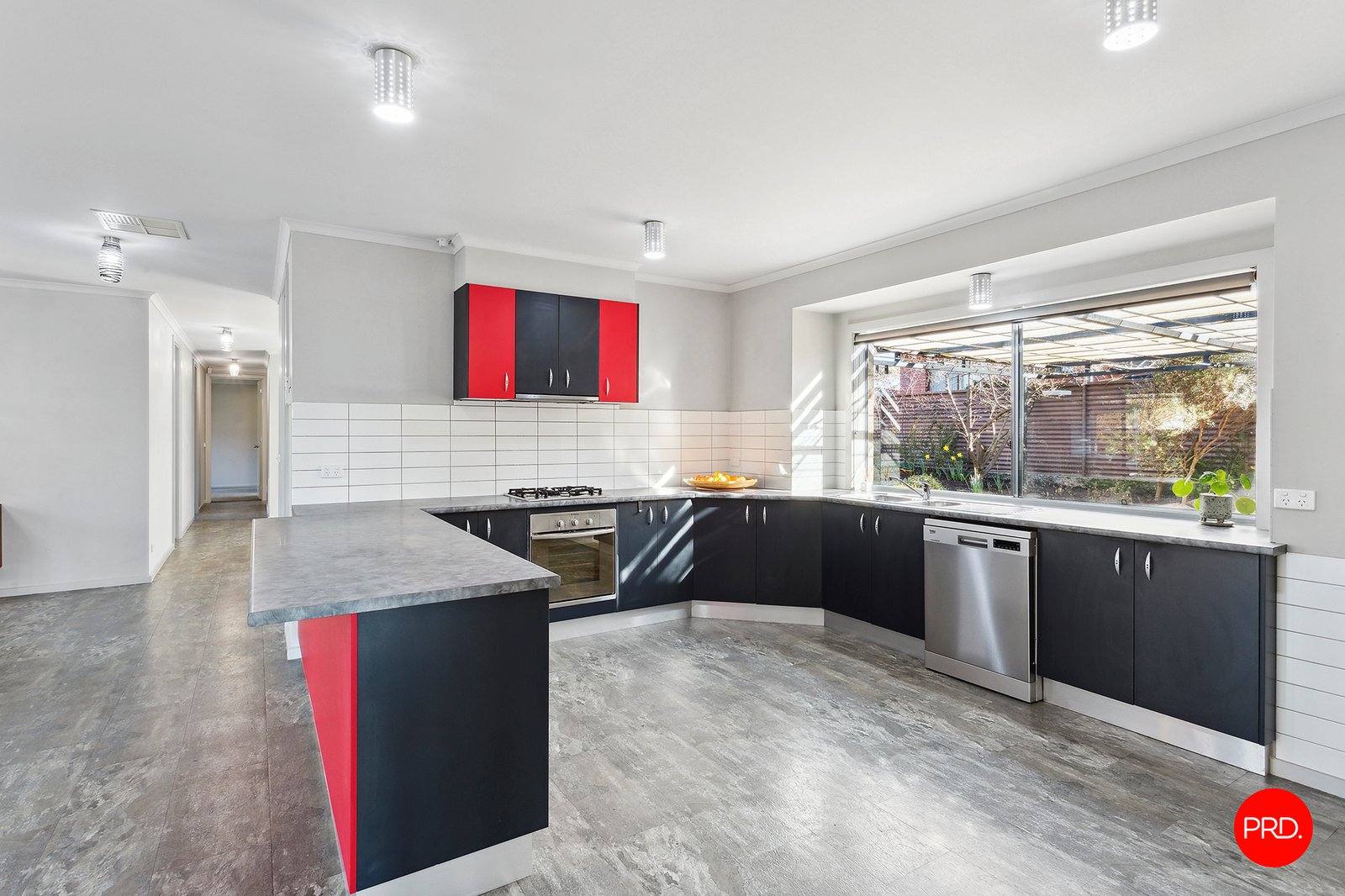 33 Shelley Street SPRING GULLY 3