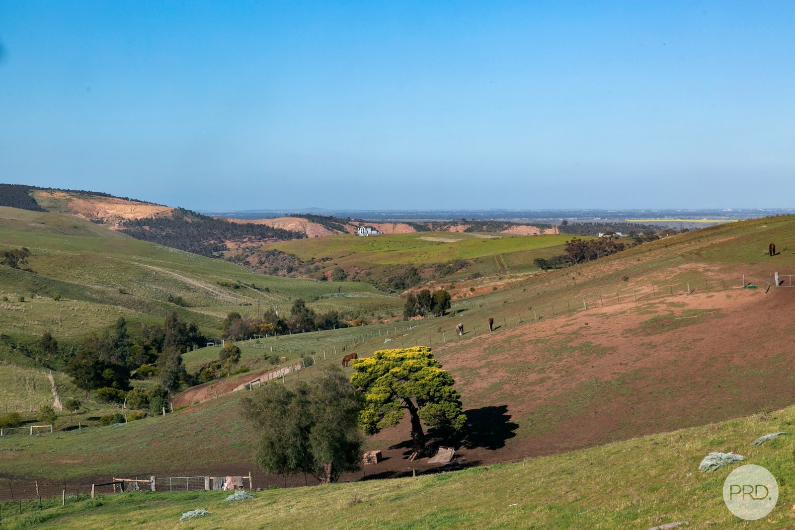 33 Smiths Lane PENTLAND HILLS 4