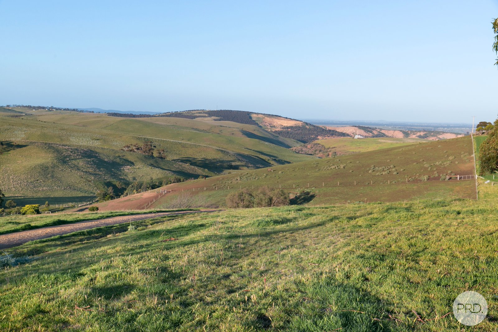 33 Smiths Lane PENTLAND HILLS 11