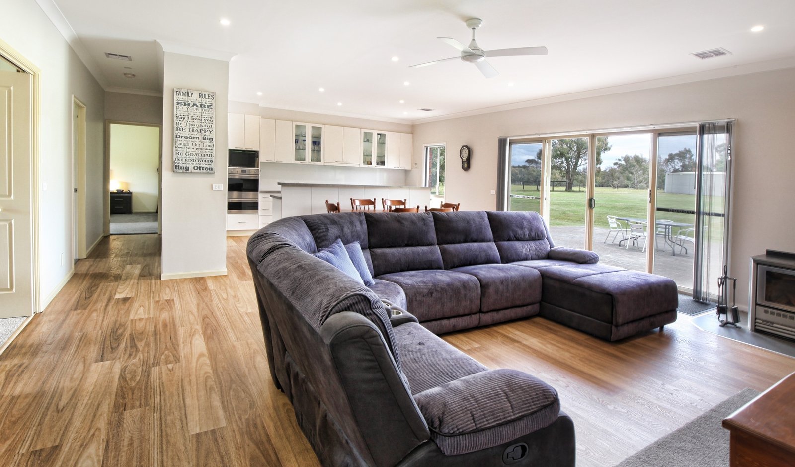 Real Estate and Property in 33 South Lane, Kyneton, VIC