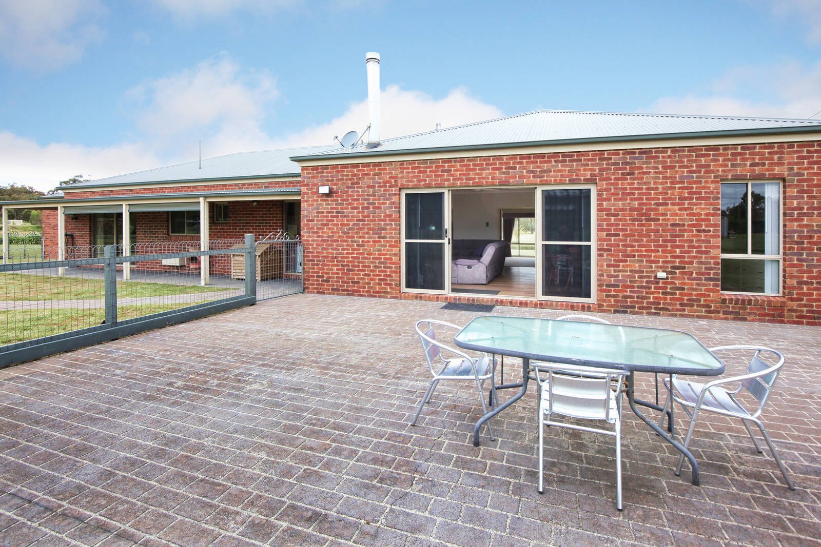 Real Estate and Property in 33 South Lane, Kyneton, VIC