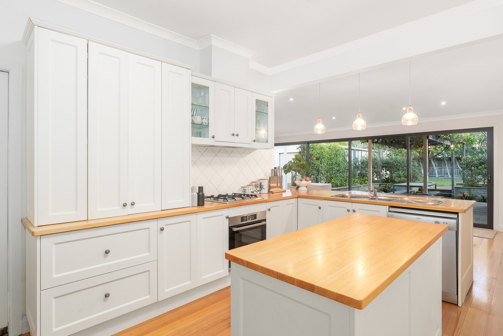 Gallery: 33 South Street