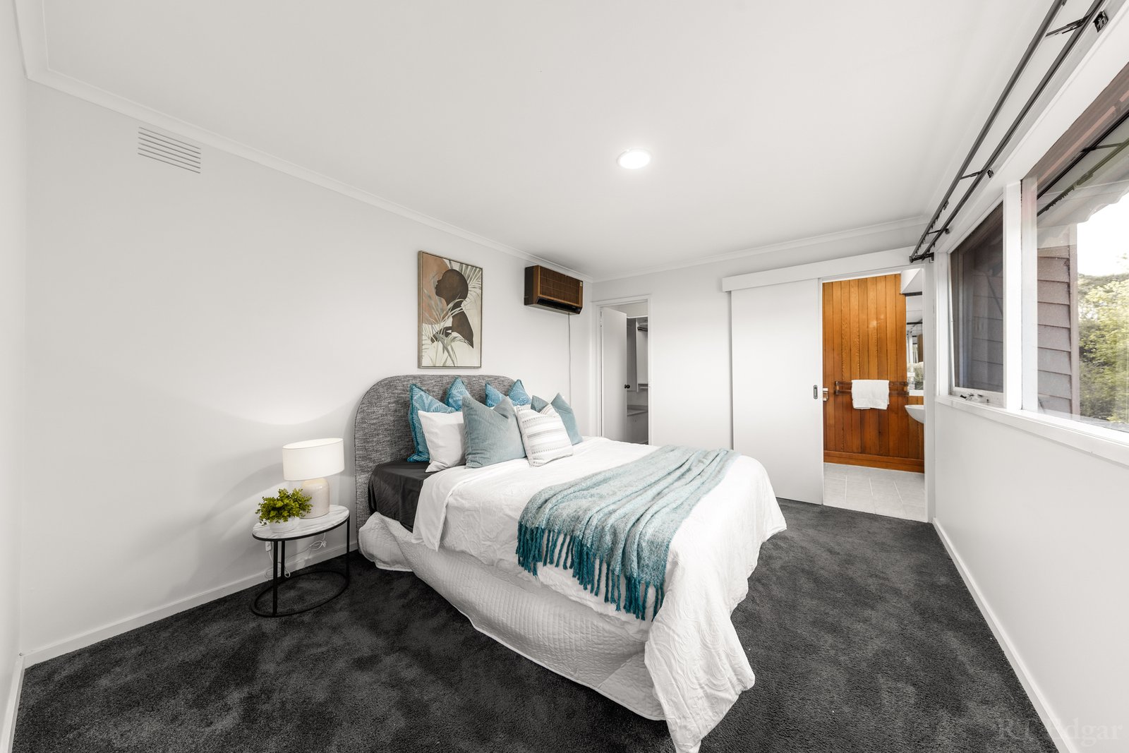 Real Estate and Property in 33 Spring Valley Drive, Templestowe, VIC