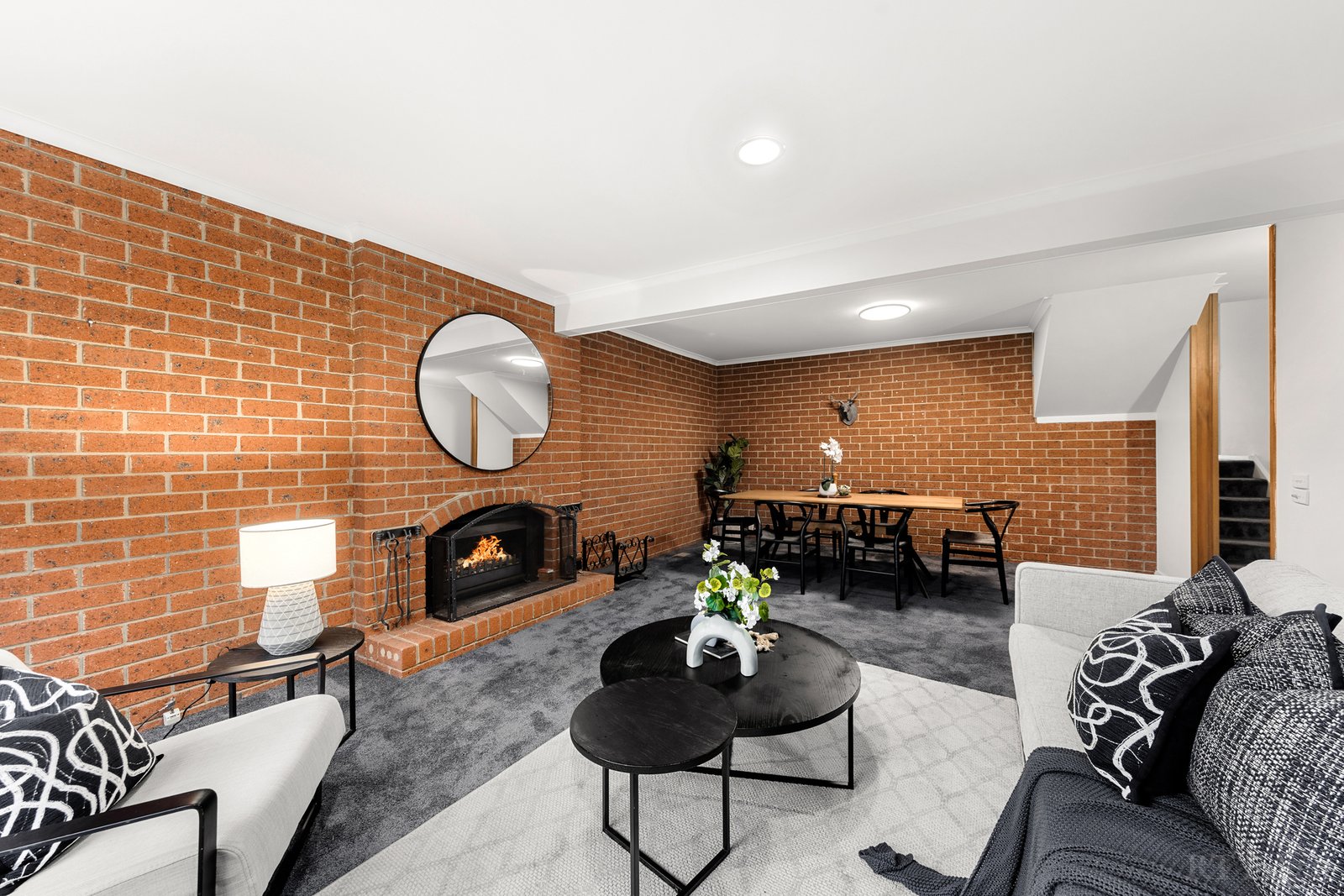 Real Estate and Property in 33 Spring Valley Drive, Templestowe, VIC