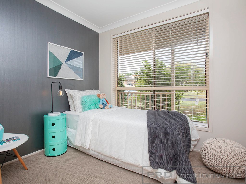 33 St Fagans Parade RUTHERFORD 6