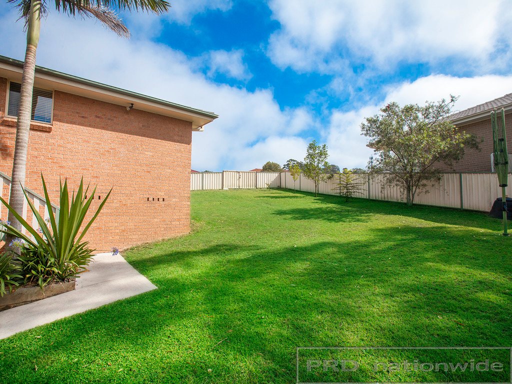 33 St Fagans Parade RUTHERFORD 16