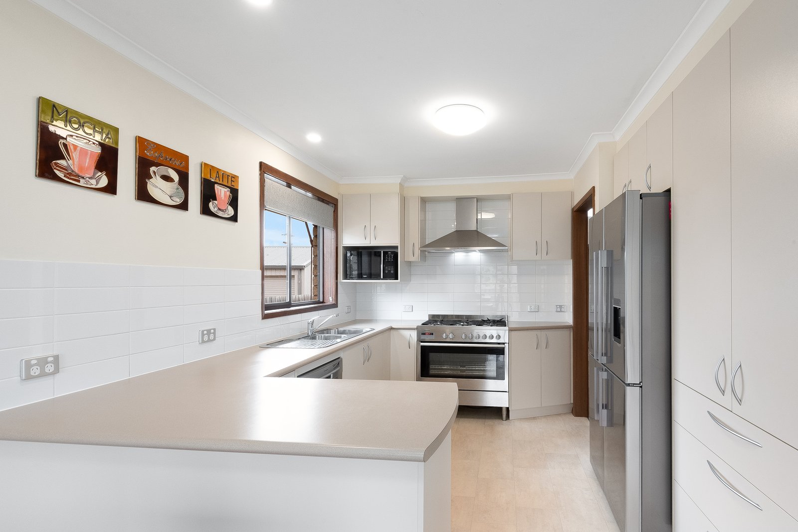 Gallery: 33 St James Street