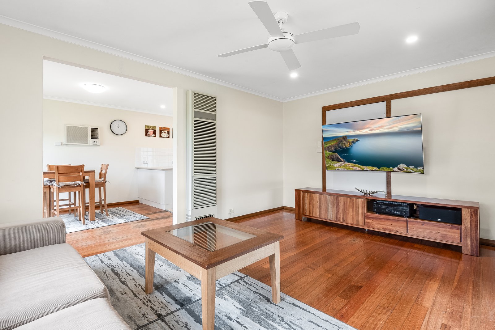 Gallery: 33 St James Street