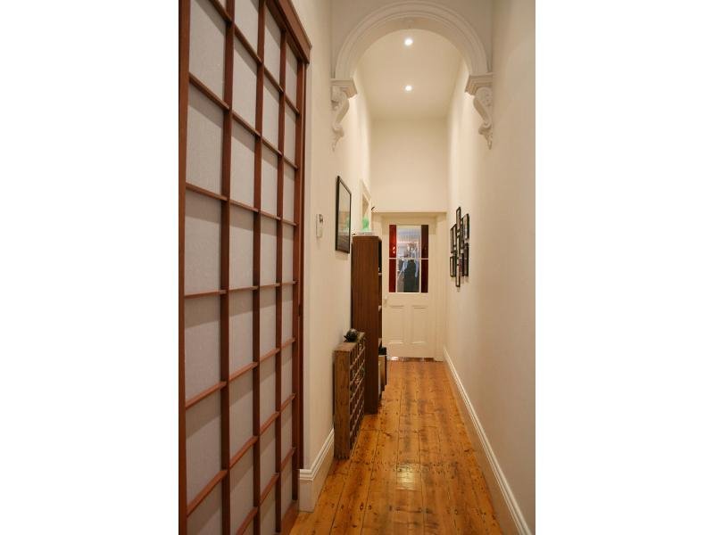 Gallery: 33 Stead Street