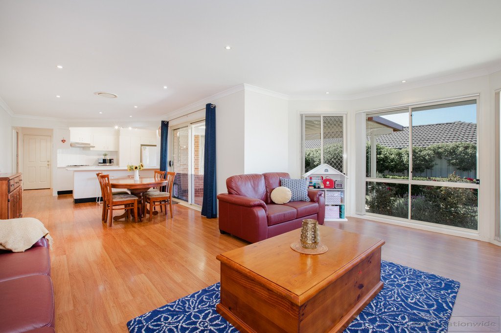 33 Strutt Crescent METFORD 3