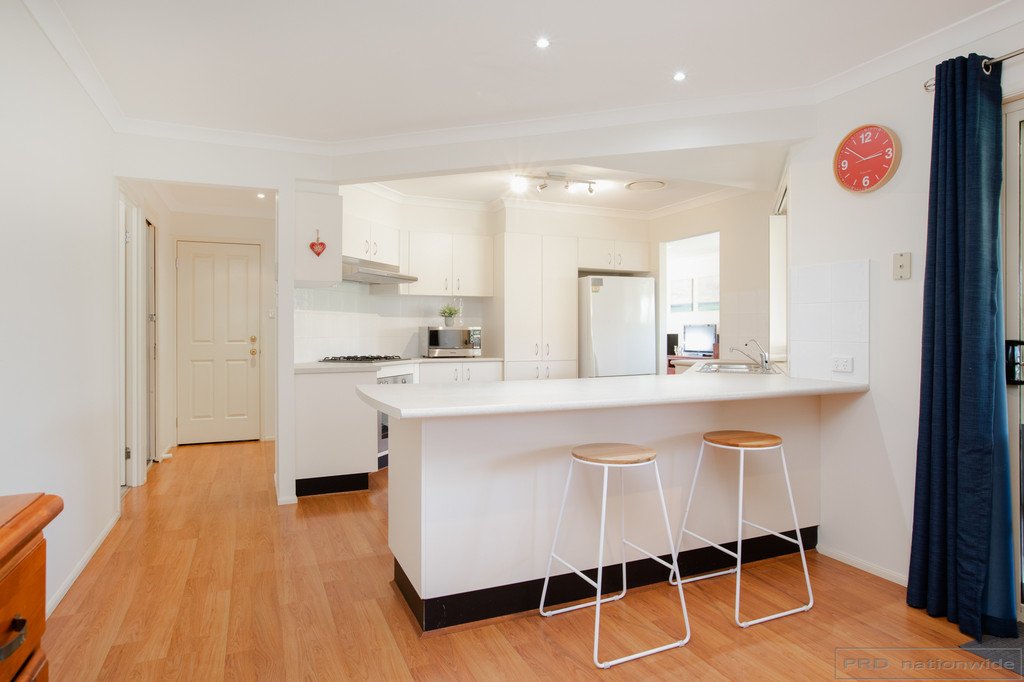 33 Strutt Crescent METFORD 6