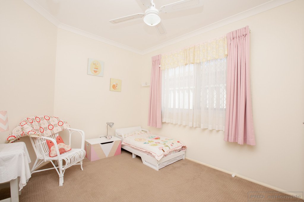 33 Strutt Crescent METFORD 15