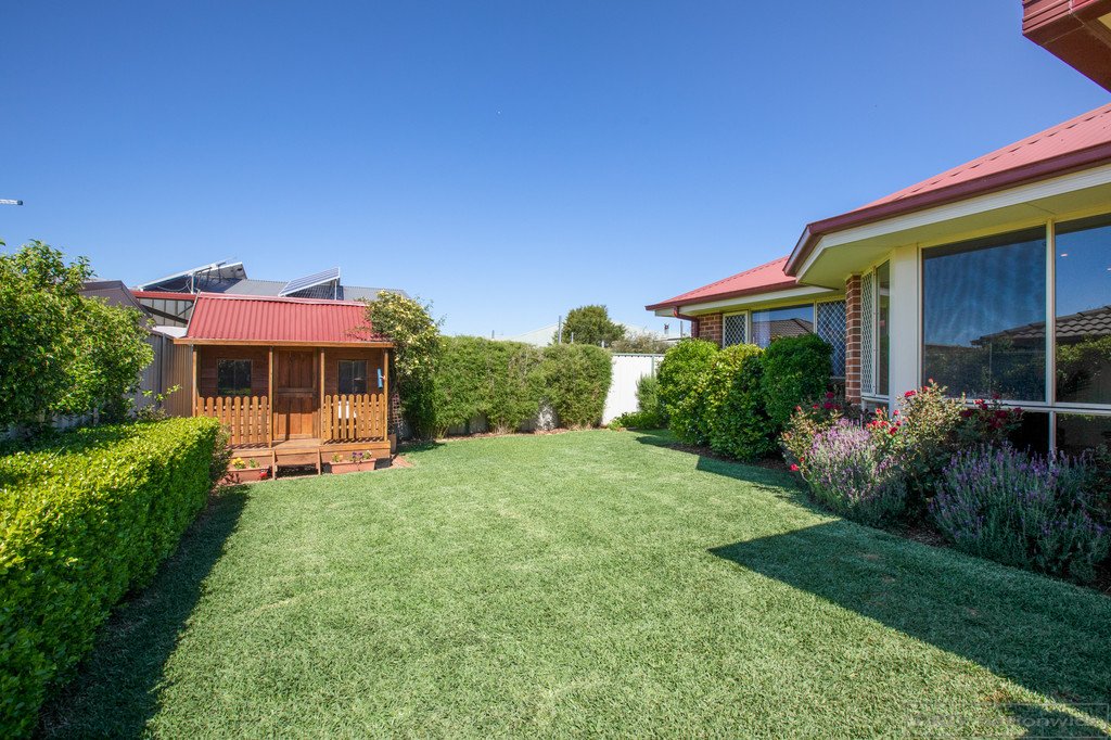 33 Strutt Crescent METFORD 20