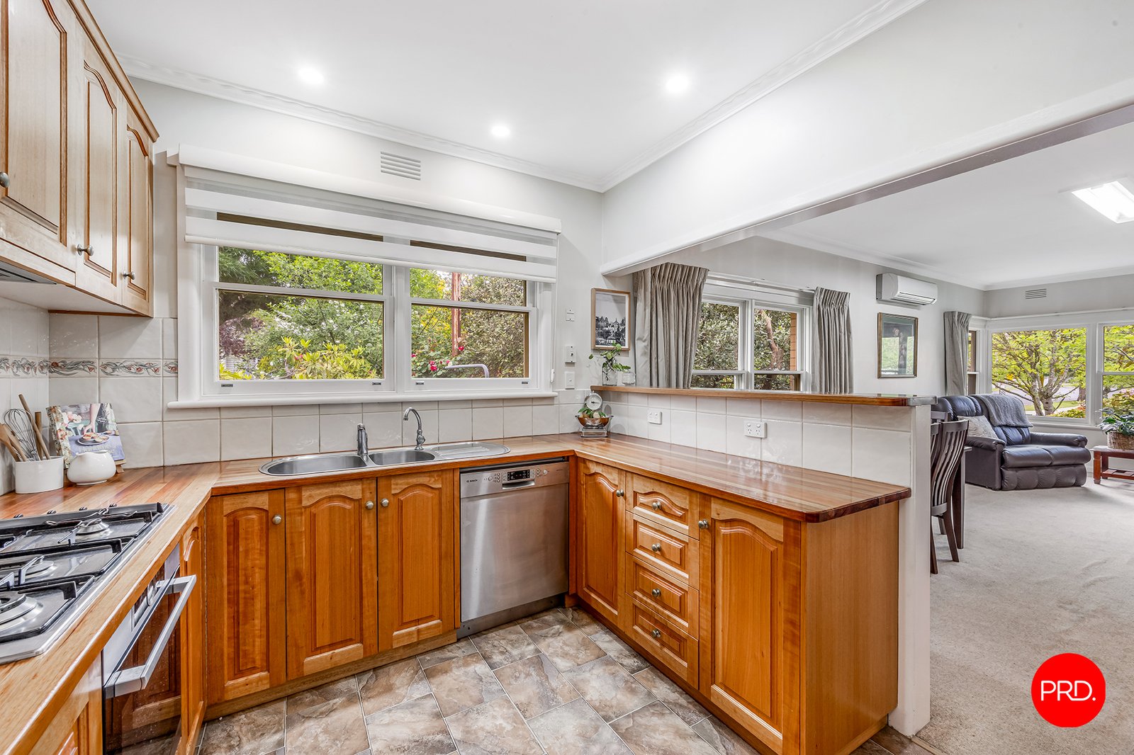 33 Sturt Street KYNETON 8