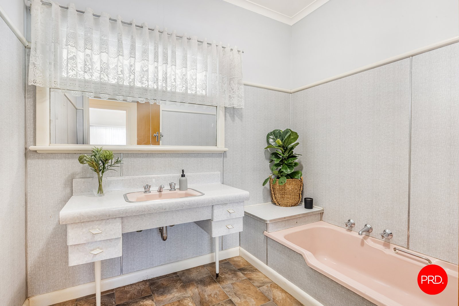 33 Sturt Street KYNETON 15