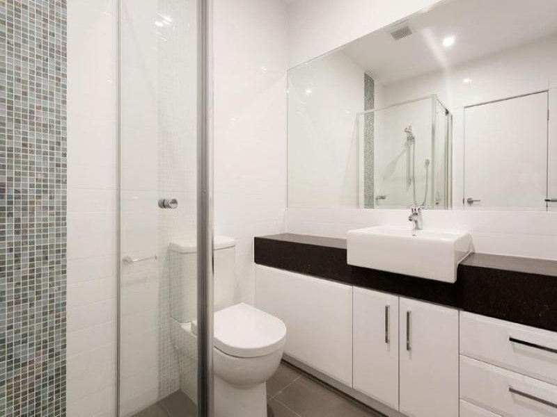 Real Estate and Property in 3/3 Summerlea Grove, Hawthorn, VIC