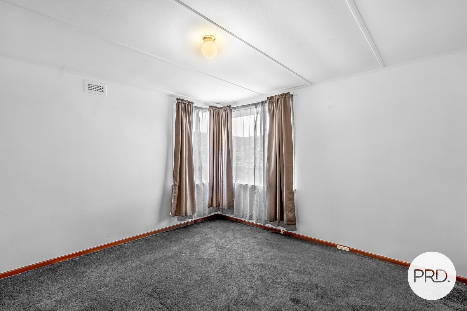 33 SYCAMORE Road RISDON VALE 7