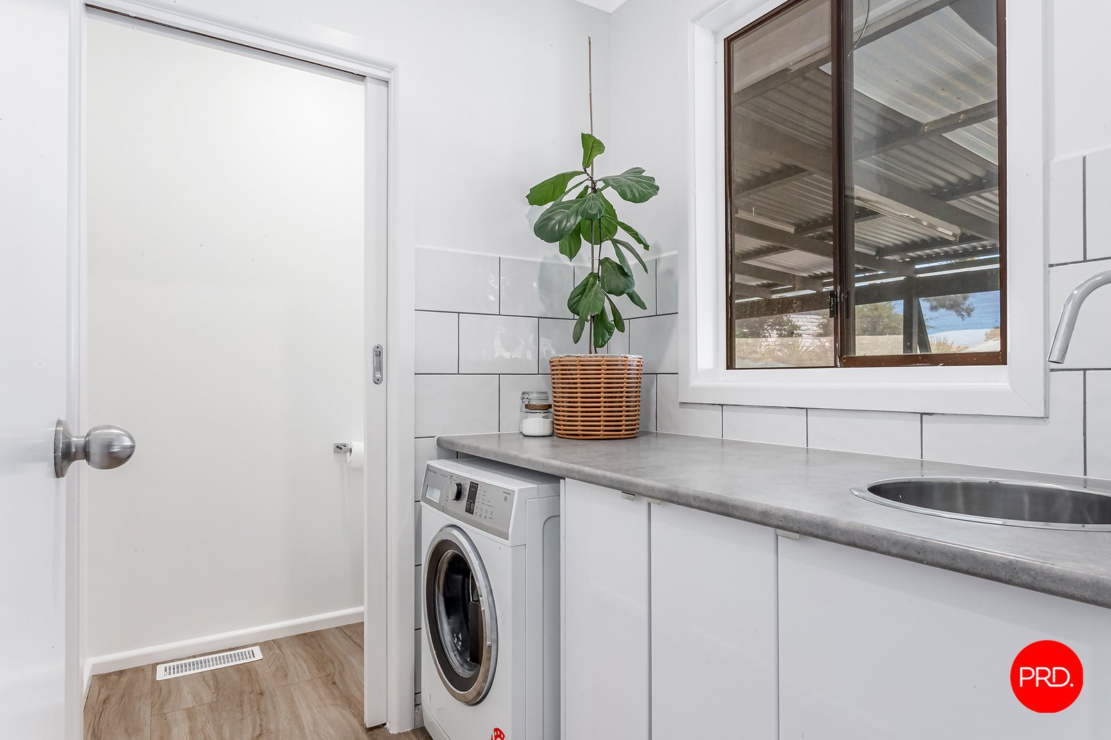 33 Taylor Street GOLDEN SQUARE 12