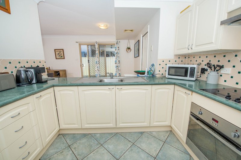 3/3 Thurlow Avenue NELSON BAY 5