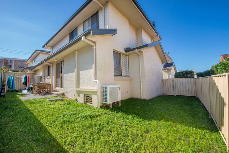 3/3 Thurlow Avenue NELSON BAY 16