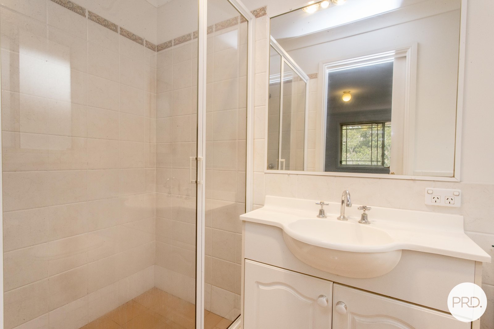 3/3 Thurston Street PENRITH 11