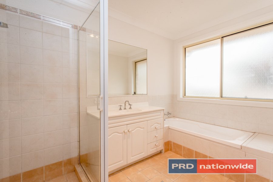 3/3 Thurston Street PENRITH 9