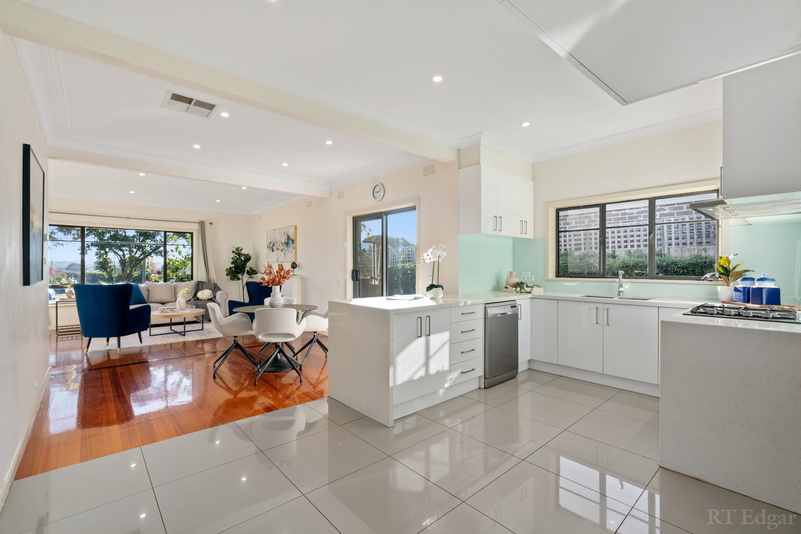 Real Estate and Property in 33 Twyford Street, Box Hill North, VIC