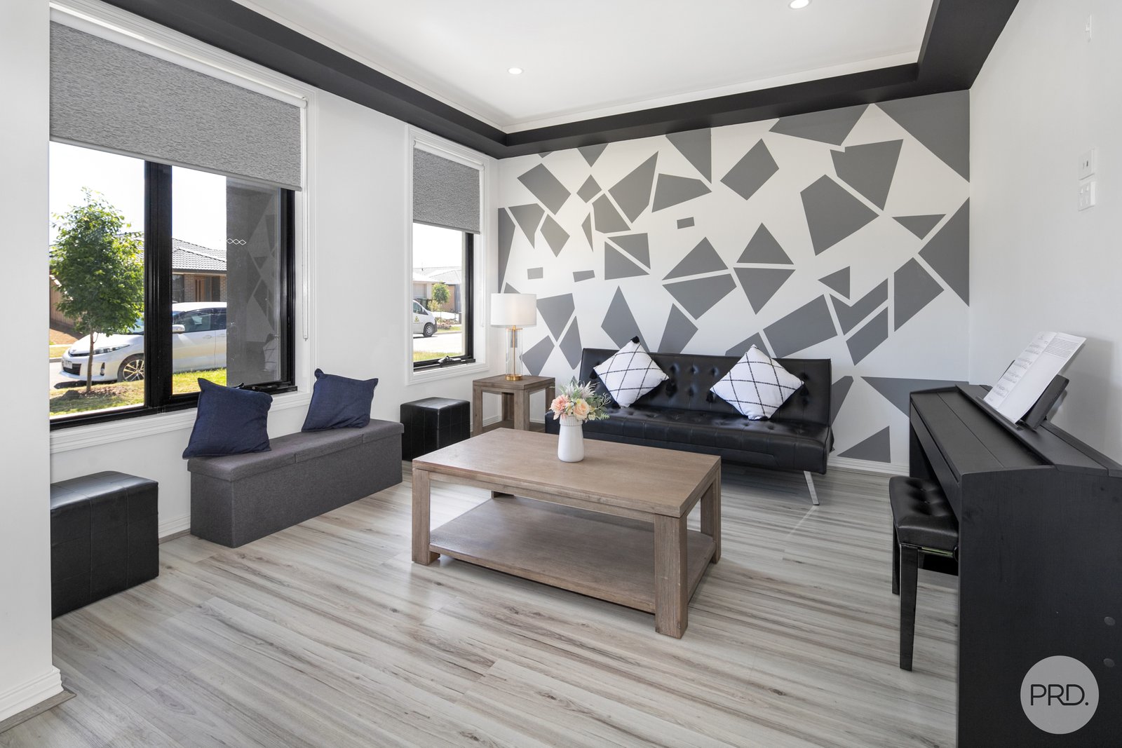 33 Valberg Street WINTER VALLEY 2