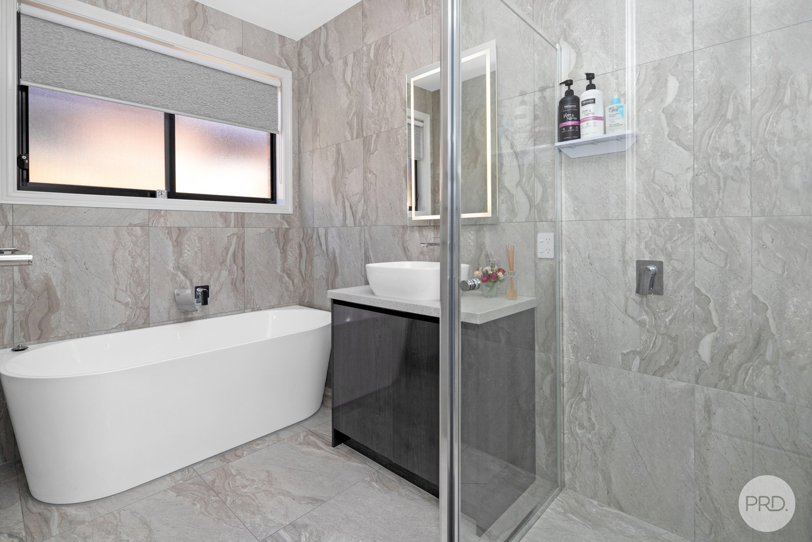 33 Valberg Street WINTER VALLEY 9