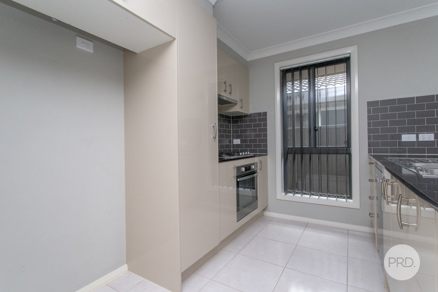 33 Veronia Street MARSDEN PARK 9