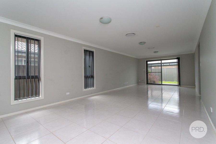 33 Veronia Street MARSDEN PARK 11