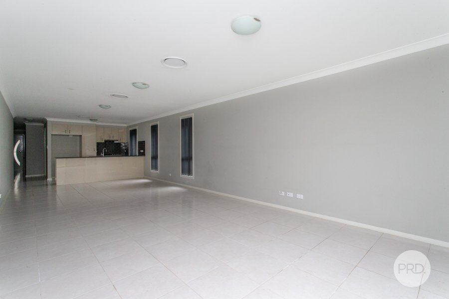 33 Veronia Street MARSDEN PARK 12