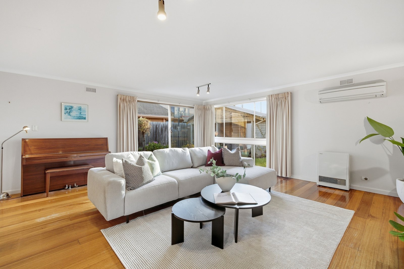 Gallery: 33 Victor Road