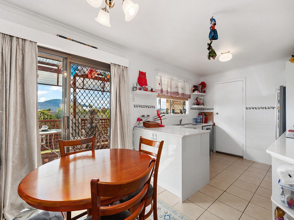 3/3 Walgett Place GLENORCHY 5