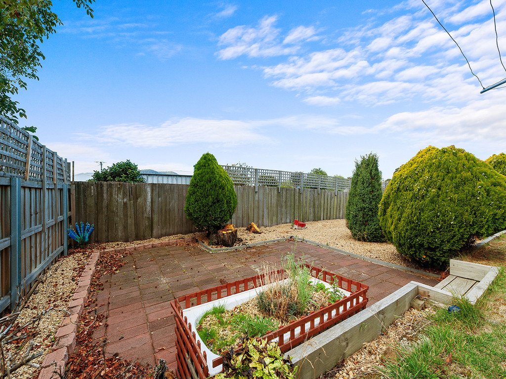 3/3 Walgett Place GLENORCHY 16