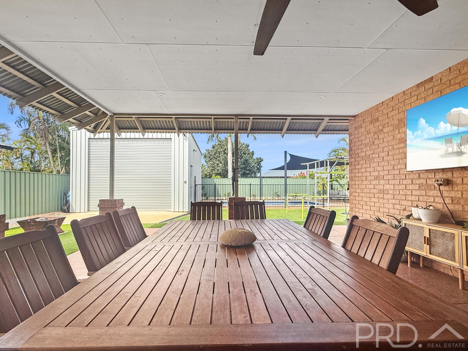 33 Walkington Circle MILLARS WELL 4