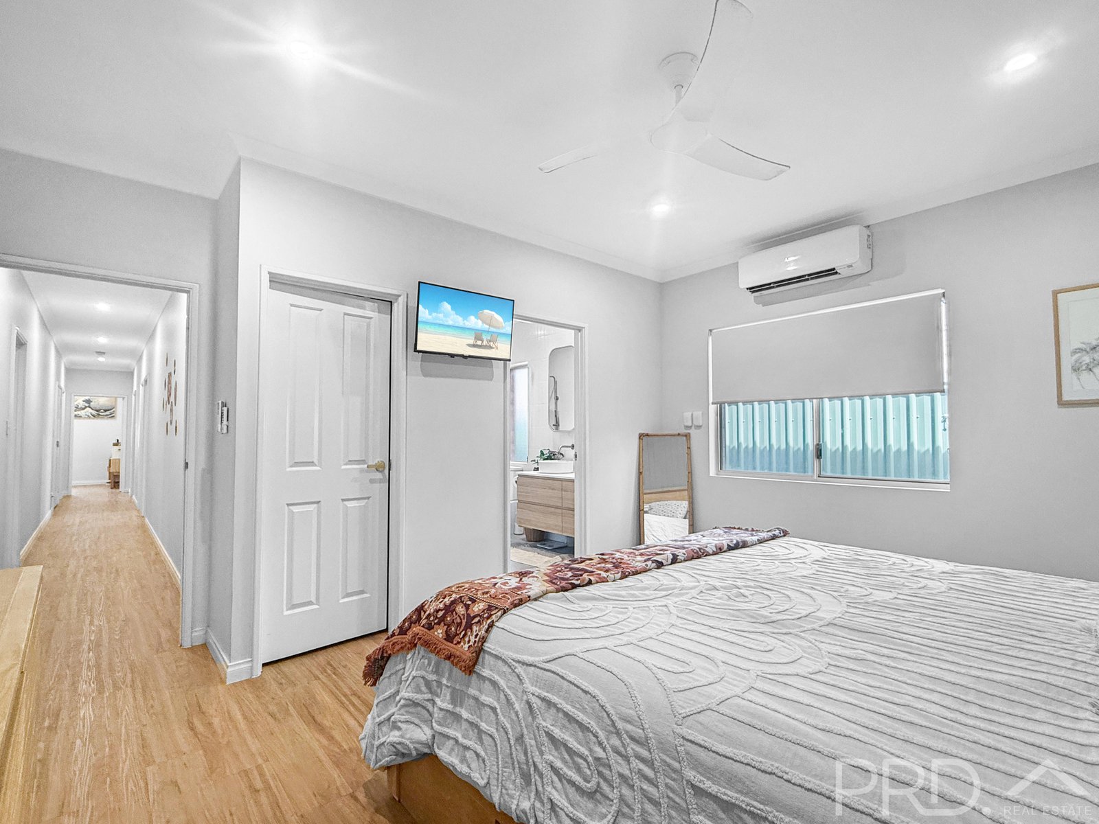 33 Walkington Circle MILLARS WELL 6