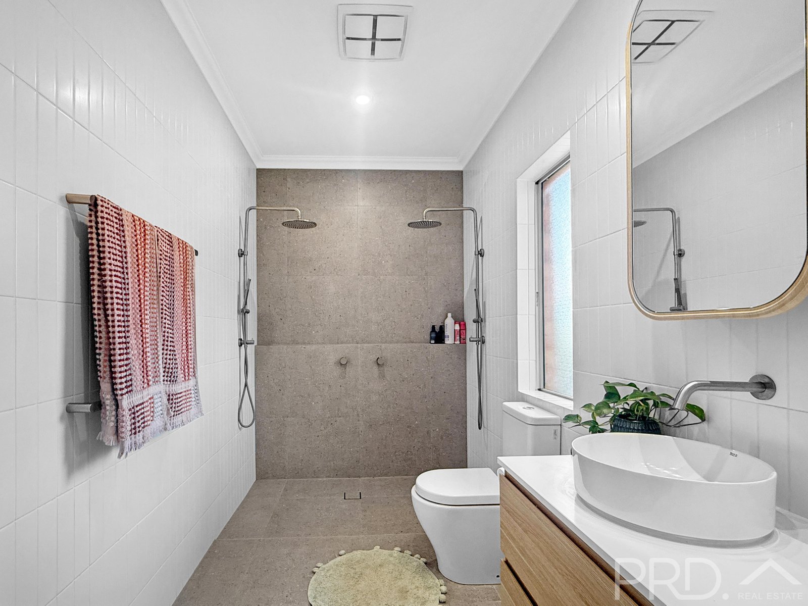 33 Walkington Circle MILLARS WELL 15