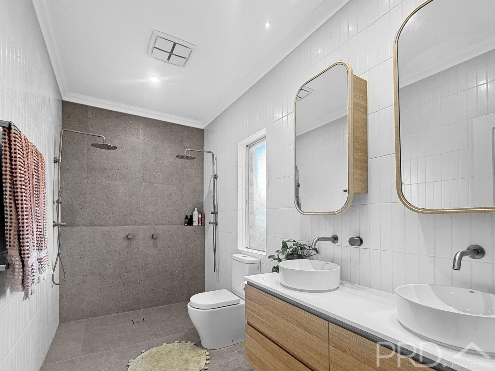 33 Walkington Circle MILLARS WELL 19